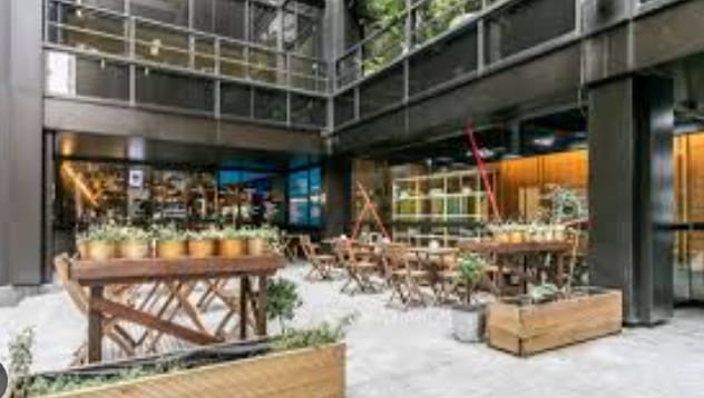 Stylish outdoor venue at Leadenhall Street Studio, perfect for events and gatherings.