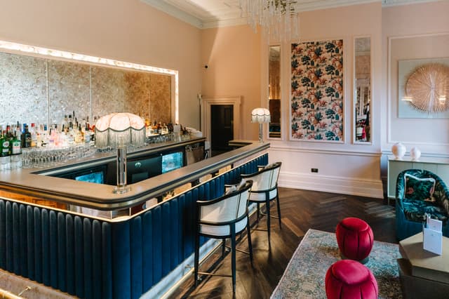 The Champagne Bar 