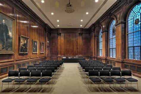 Lecture Hall & Council Chamber