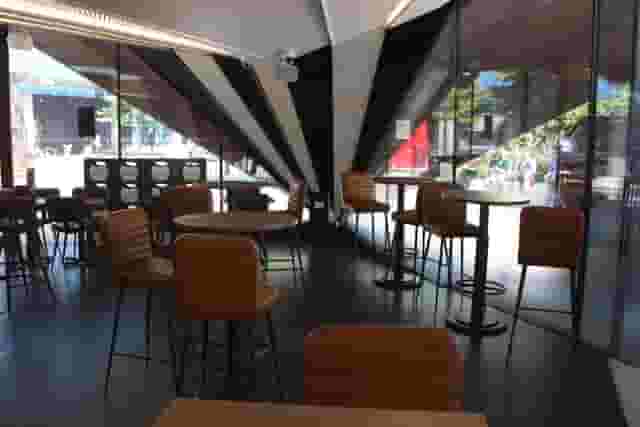 Aldgate Tap