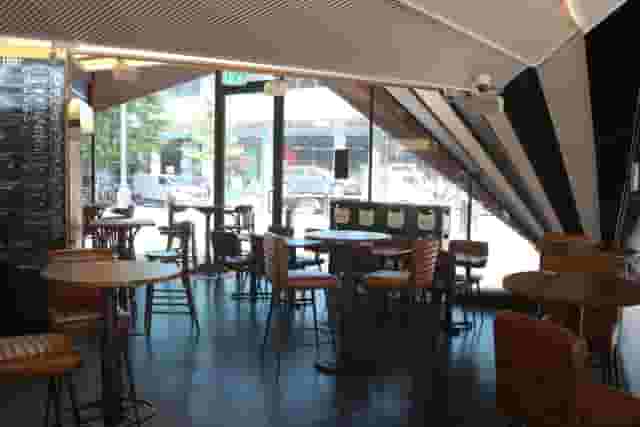 Aldgate Tap