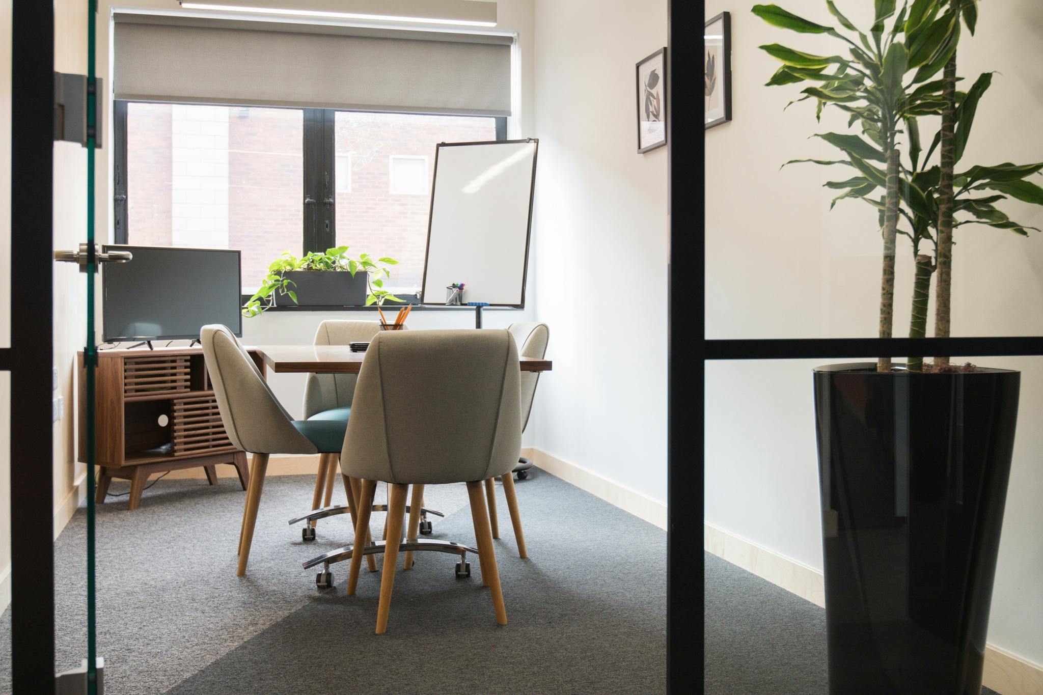 Wizu Workspace - 32 Eyre Street - Hathersage Suite image 1