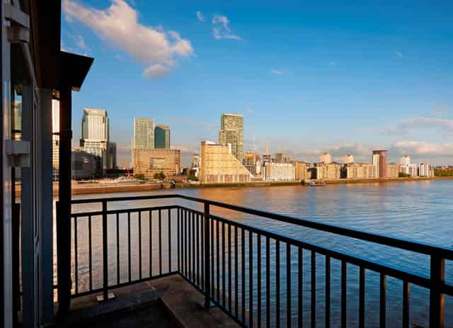 DoubleTree by Hilton London - Docklands Riverside