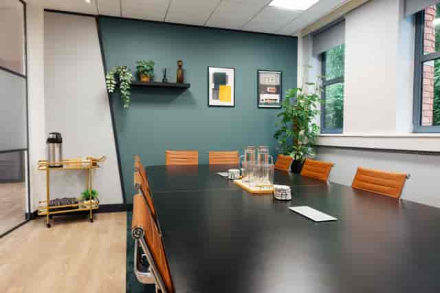 Harewood Suite breakout room with ergonomic seating for strategy meetings and corporate events.