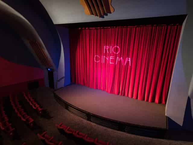 Screen Room