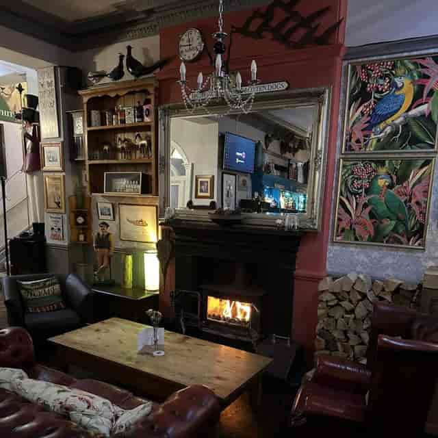 Cozy bar in Armstrong Manor, perfect for intimate meetings and small events.