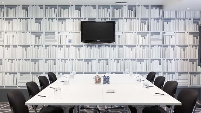 Meeting Rooms