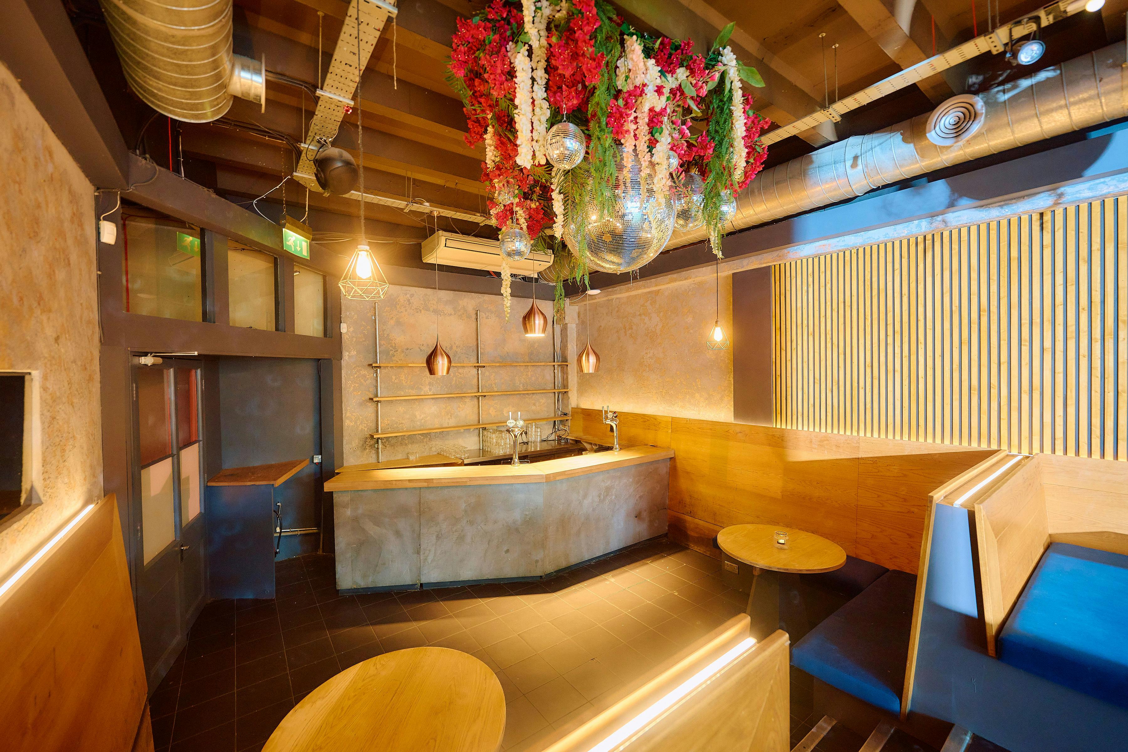 Colours Hoxton - The Green Room & Terrace image 1