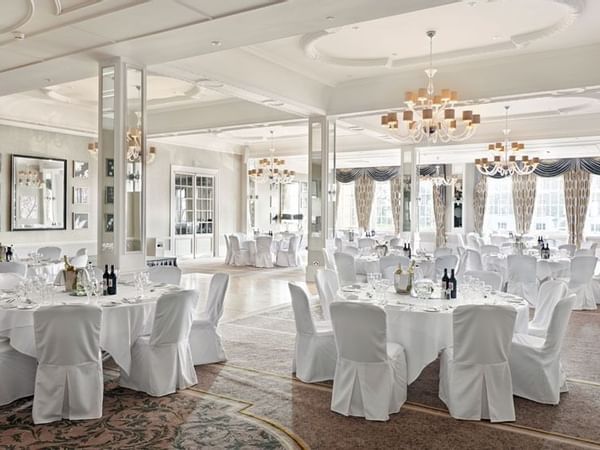 Elegant banquet hall in Richmond Hill Hotel, perfect for weddings and corporate events. - Banner