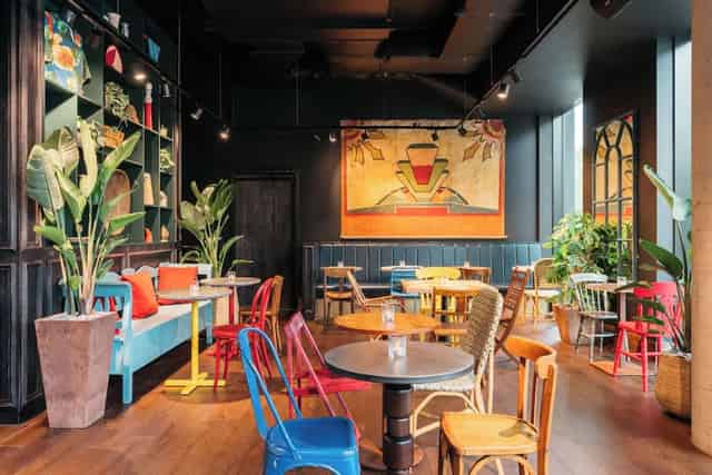 Ruby Zoe Hotel & Bar
