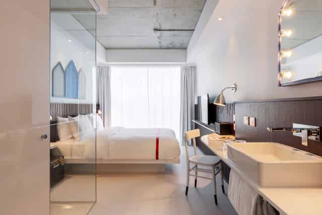 Ruby Zoe Hotel & Bar