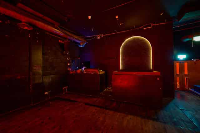 Colours Hoxton
