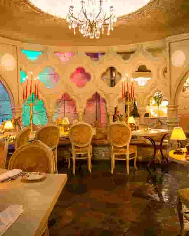 Beach Blanket Babylon