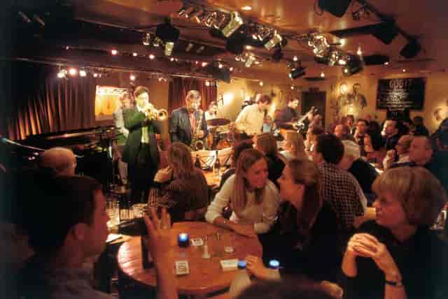 Private party at 606 Club, vibrant live music venue for networking and social events.