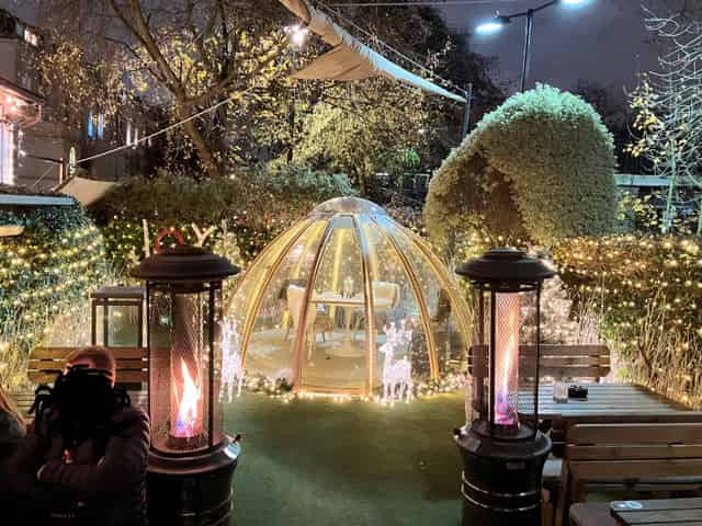 restaurant
