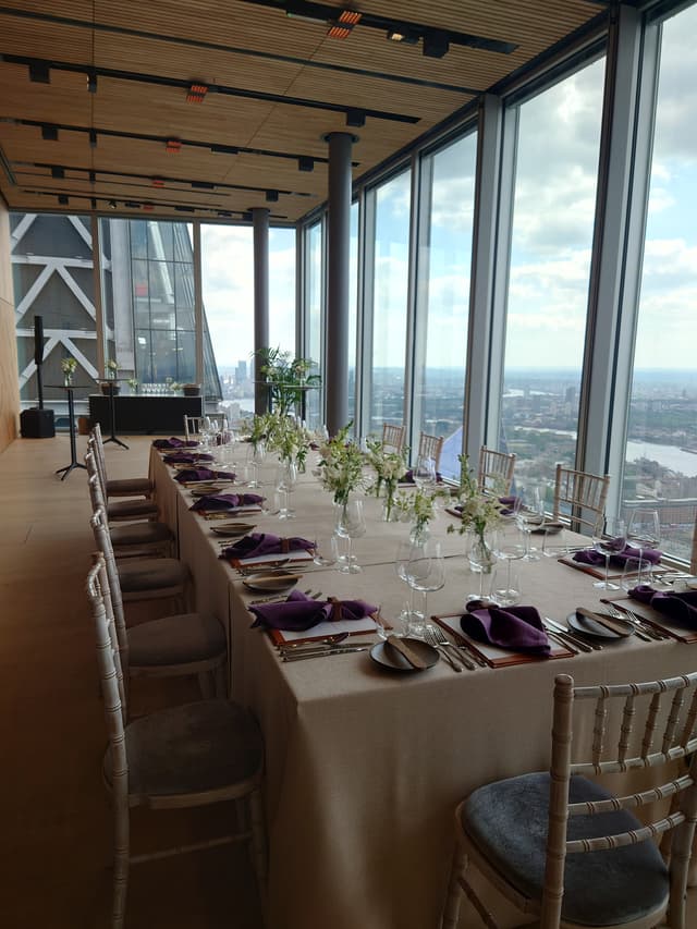 8 Bishopsgate