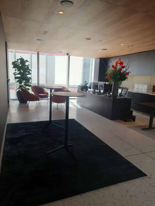 8 Bishopsgate