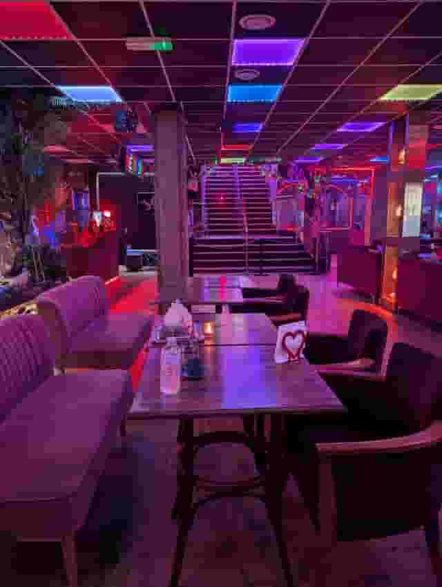 Dream Lounge