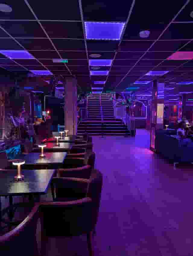 Dream Lounge