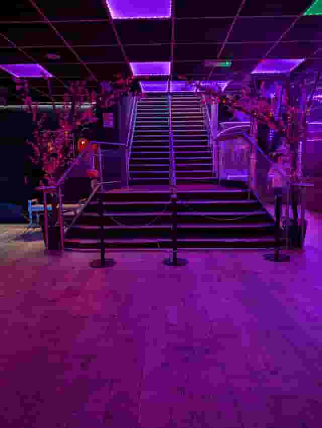 Dream Lounge