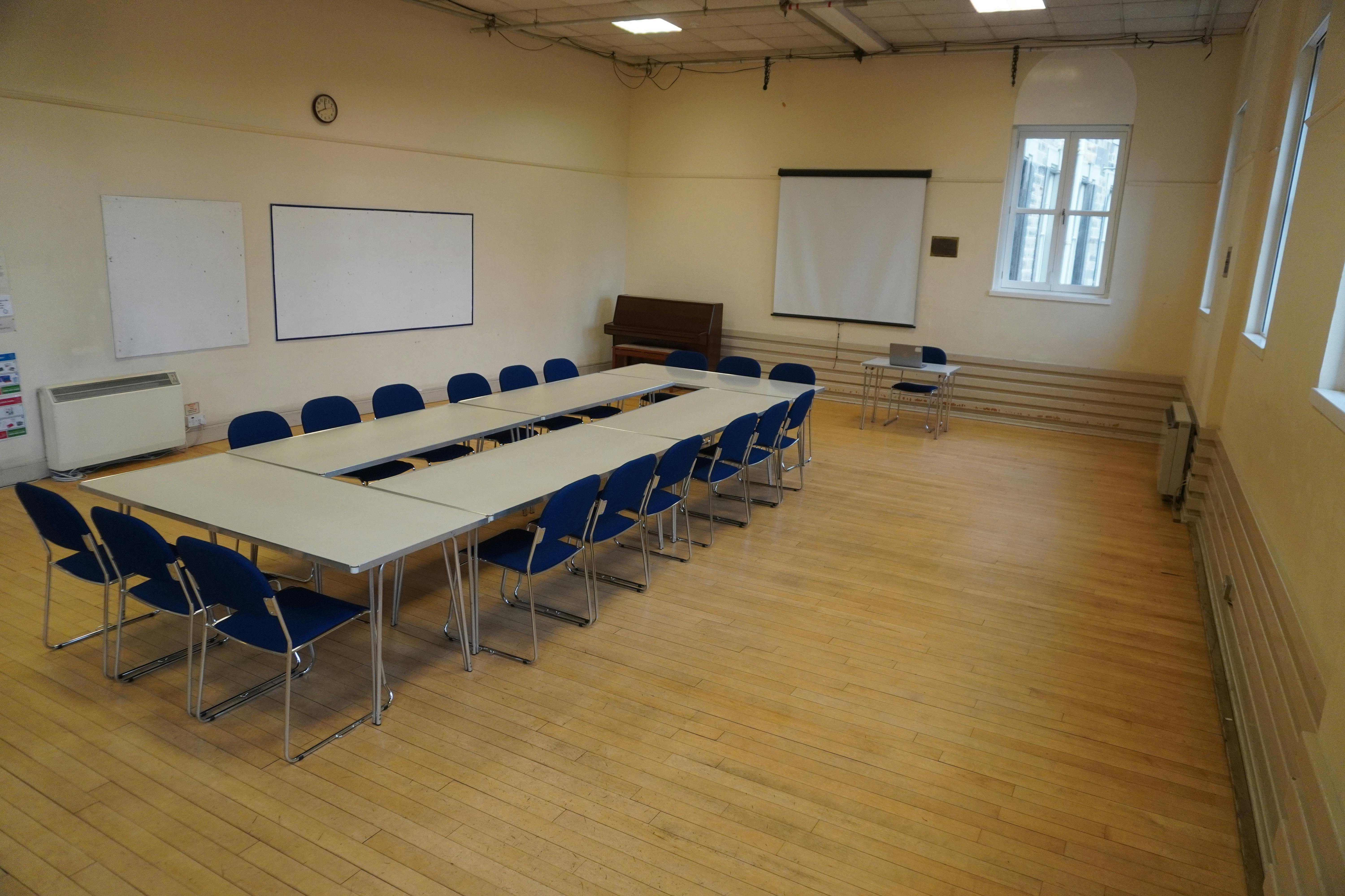 Edinburgh Quaker Meeting House - The Hall image 1