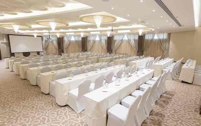 Crowne Plaza Riyadh RDC Hotel & Convention