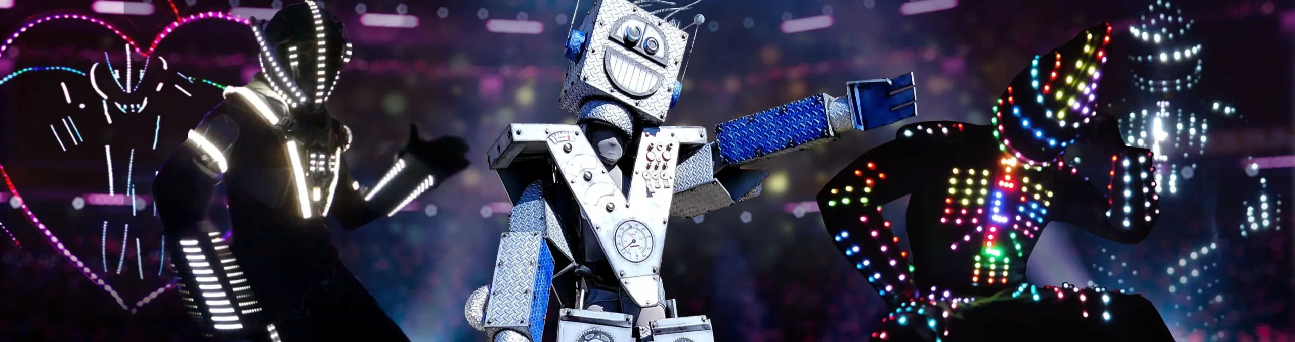 Giant robot performer at Cirque Quirk event, enhancing audience engagement and entertainment.