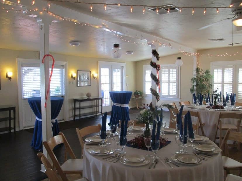 Historical Cottage event space with blue accents, ideal for gatherings and celebrations.