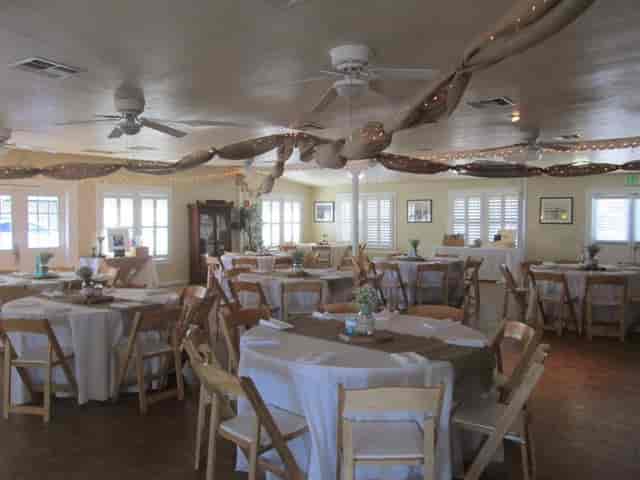 Historical Cottage event space with rustic decor, ideal for gatherings and celebrations.