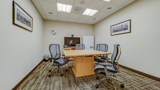 Suite 500