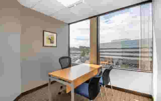 Suite 500