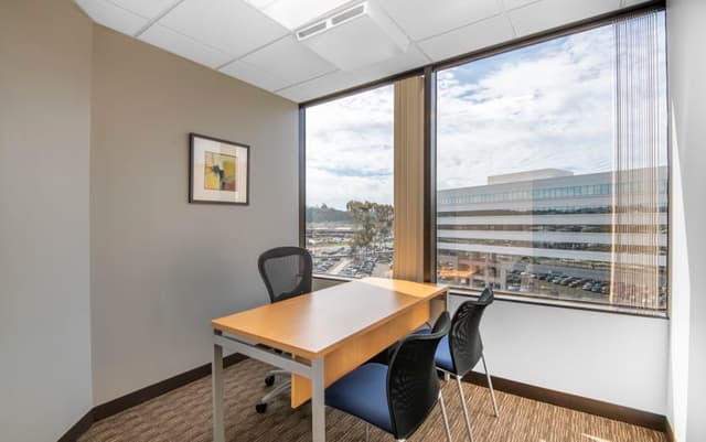 Suite 500