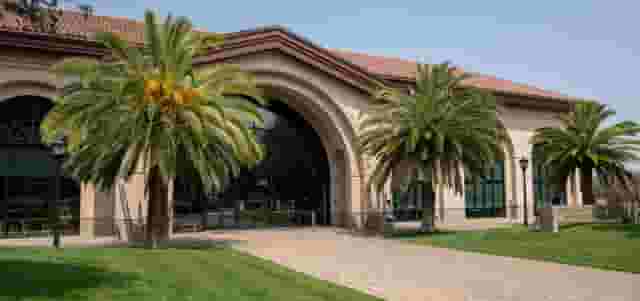 Arrillaga Center for Sports & Recreation