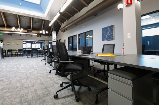 Modern meeting space at Satellite Workplaces Los Gatos, perfect for workshops and team meetings.