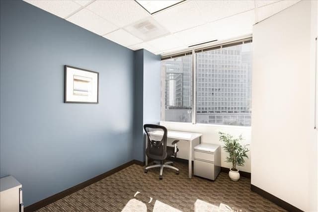 Suite 600