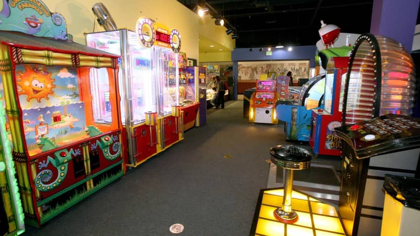 Vibrant karaoke room at Round1 USA, perfect for team-building and casual events.