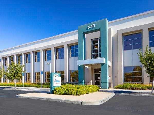 Medium Conference Room