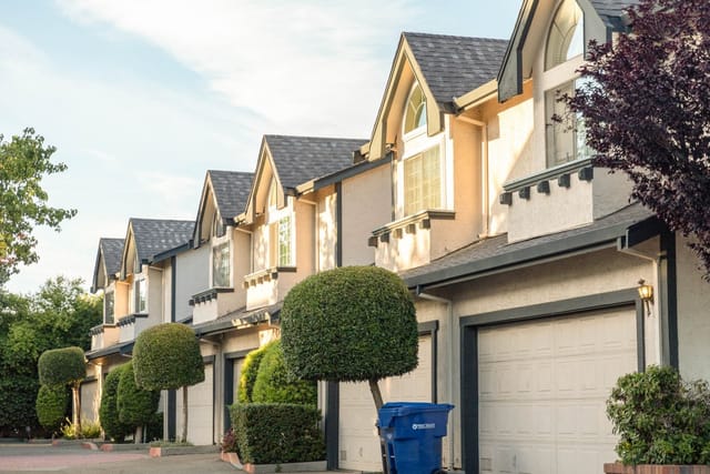 Cozy townhouses at Starbright Theater, ideal for retreats and small group meetings.