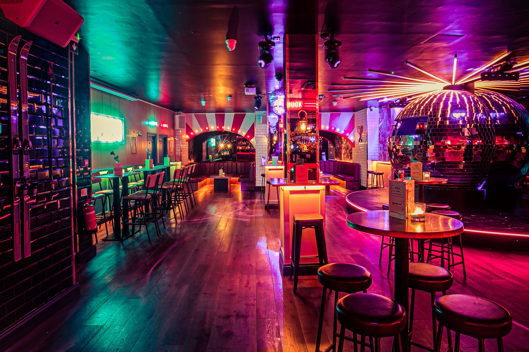 Vibrant Simmons | Holborn venue with modern decor for networking events and parties.