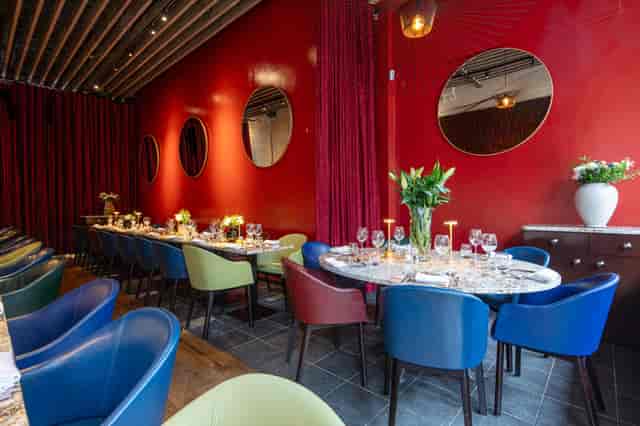 Regent Room at Smith's Bar & Grill: stylish dining space for corporate events and gatherings.