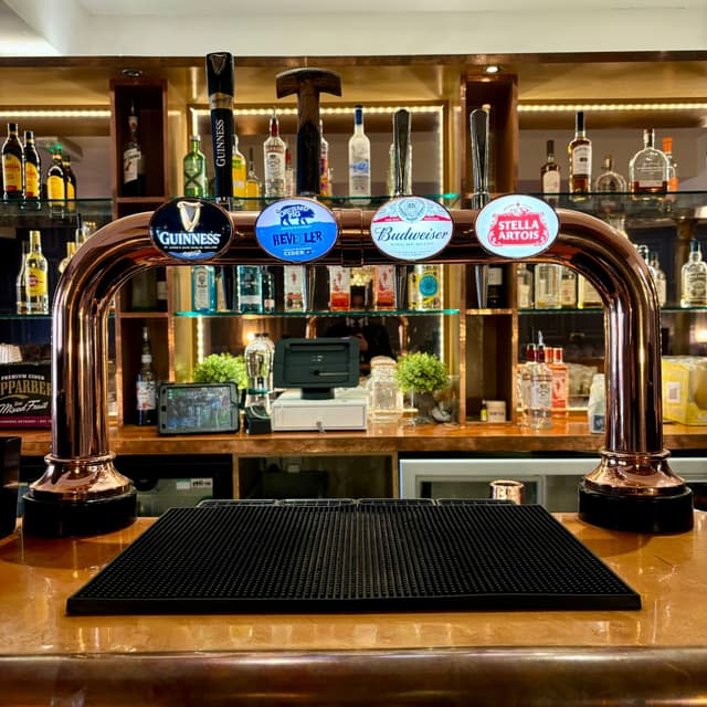 Sinclairs Bar and Rooms