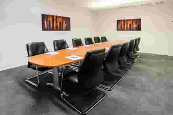 Medium Boardroom