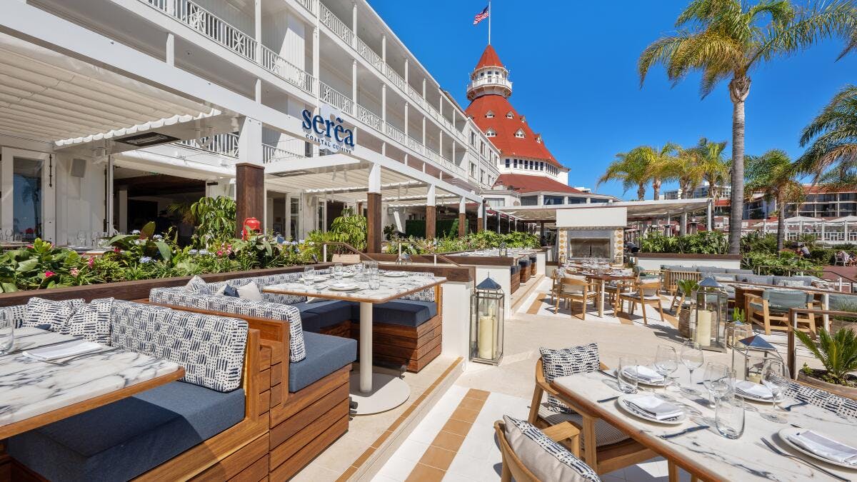 Vibrant outdoor dining at Serea Coastal Cuisine, ideal for events and gatherings.