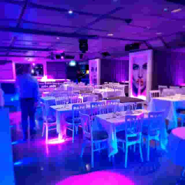 CLUB