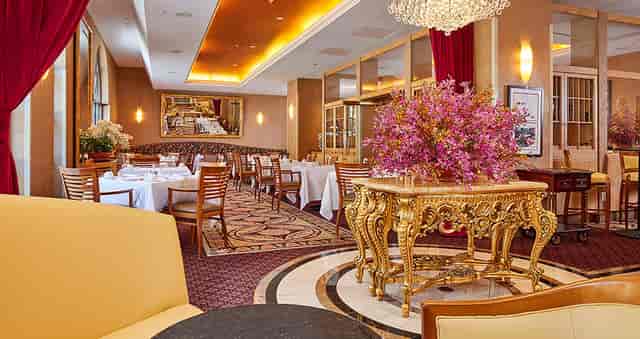 Elegant dining space at Daffodil Restaurant, perfect for upscale events and meetings.