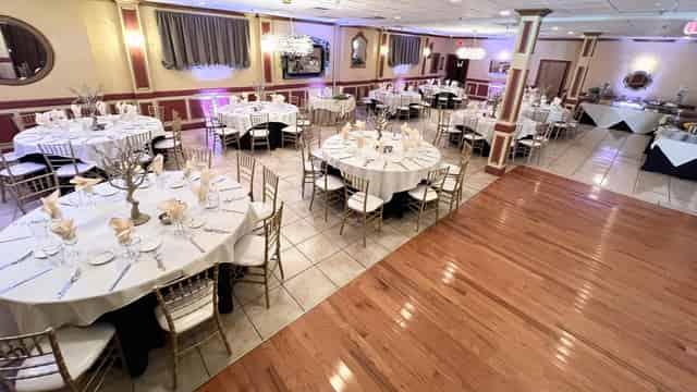 Mamma Vittoria Catering & Banquet Hall