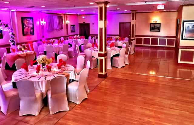 Mamma Vittoria Catering & Banquet Hall