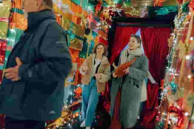 HUMBUG! Santa's Christmas Dive Bar Experience