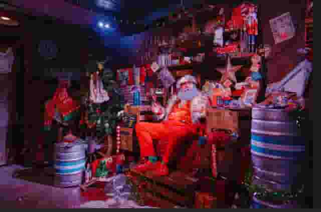 HUMBUG! Santa's Christmas Dive Bar Experience