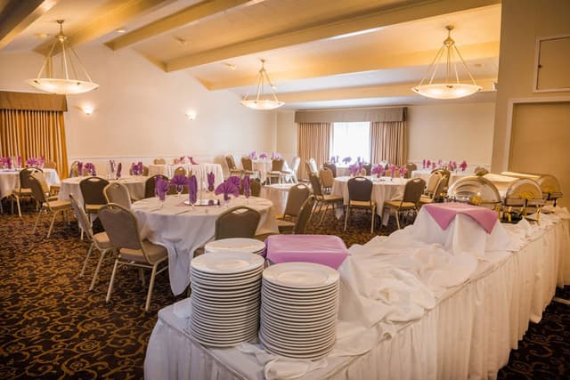 The Saratoga Room